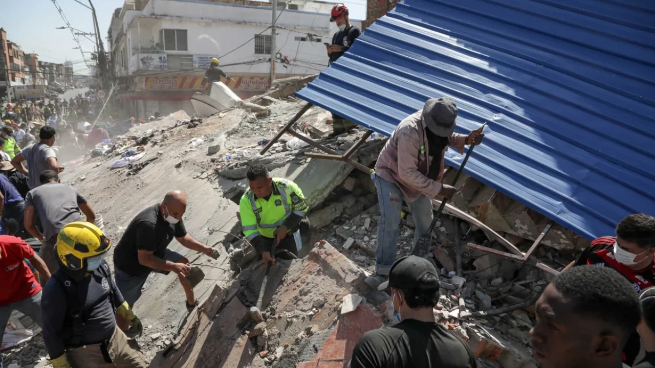 terremoto-de-magnitude-7-4-que-atingiu-a-colombia-006668840202608152346