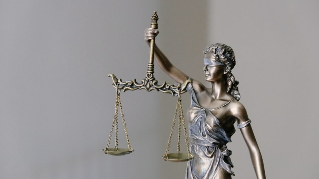 tingey-injury-law-firm-yCdPU73kGSc-unsplash_Easy-Resize.com_