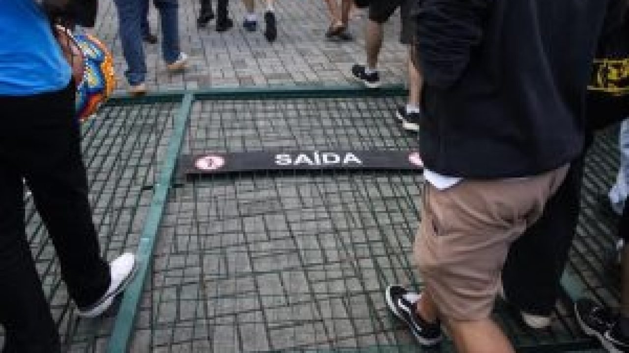 todo-apoio-a-greve-dos-estudantes-da-usp_ha-semanas_-os-estudantes-da-usp-estao-mobilizados-_2_-300x200-1