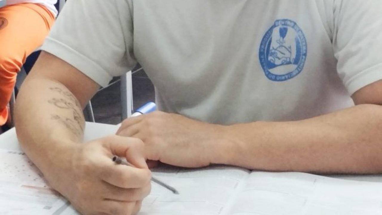 Enem PPL 2025 mobiliza mais de 7,6 mil pessoas privadas de liberdade no Paraná