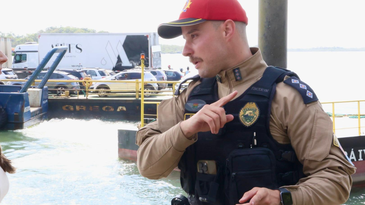 PMPR orienta motoristas a viajar em horários alternativos no acesso ao ferry boat de Guaratuba